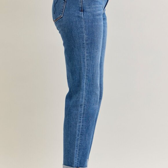 Judy Blue Full Size Mid Rise Classic Cuffed Jeans - Picture 4 of 7